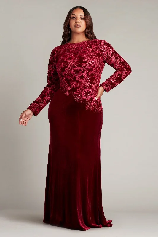 Tadashi Shoji CCG16206LXYQ Long Sleeve Formal Sequin Velvet Plus Size Dress