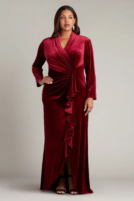 Tadashi Shoji BAL23357LQ Plus Size Long Sleeve Velvet Formal Dress