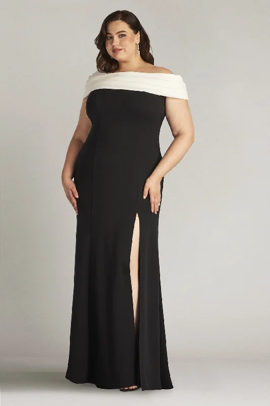 Tadashi Shoji BOS24113LQ Long Fitted Formal Plus Size Slit Dress