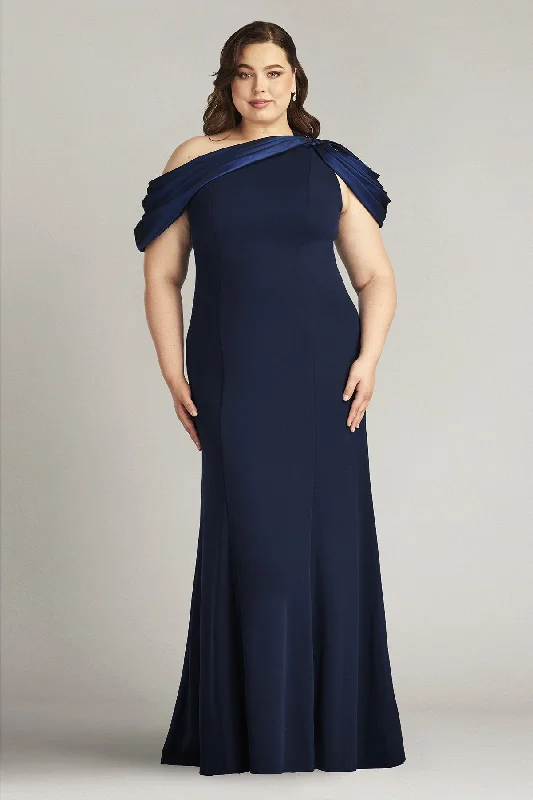 Tadashi Shoji CY22037LQ Long Plus Size Formal Fitted Evening Gown