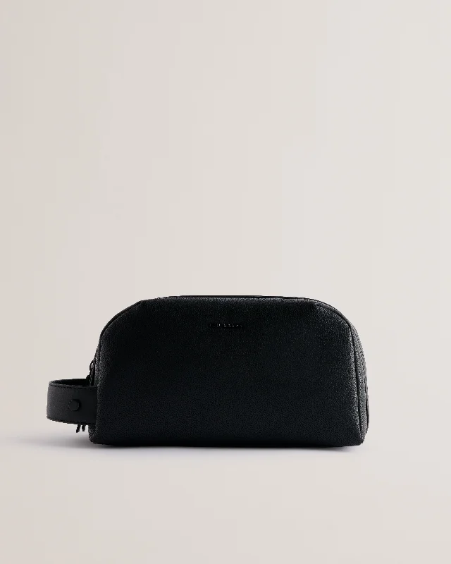 Laniis Recycled Leather Washbag Black